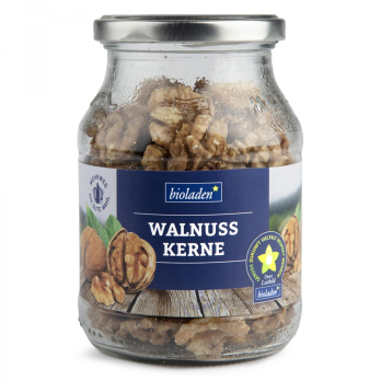 Walnusskerne Hälften